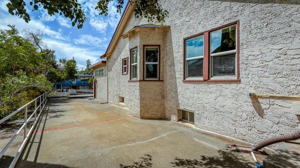 Standalone Commercial Cottage: 2437 Old Eureka Way, Redding, CA 96001